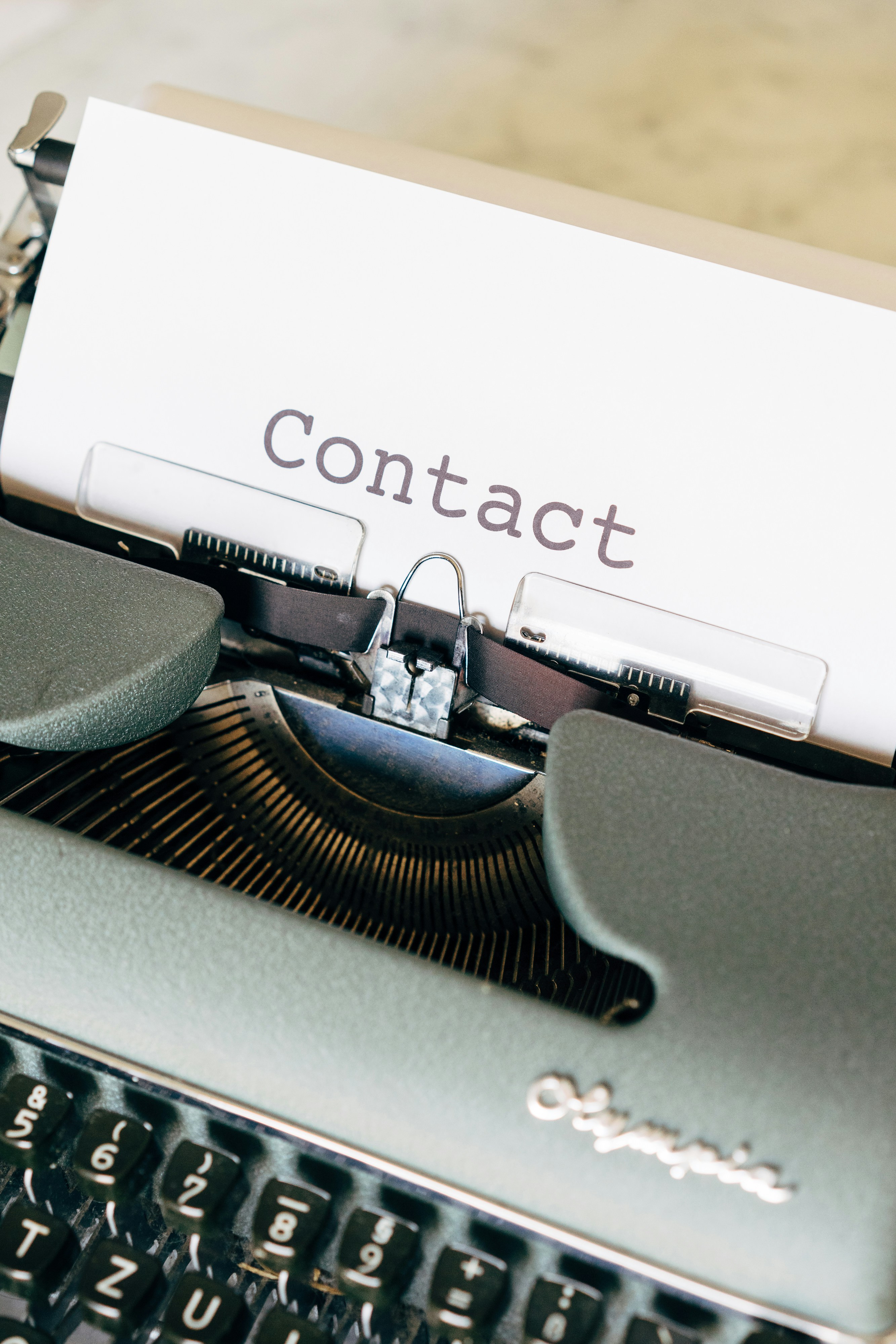 contact-us img